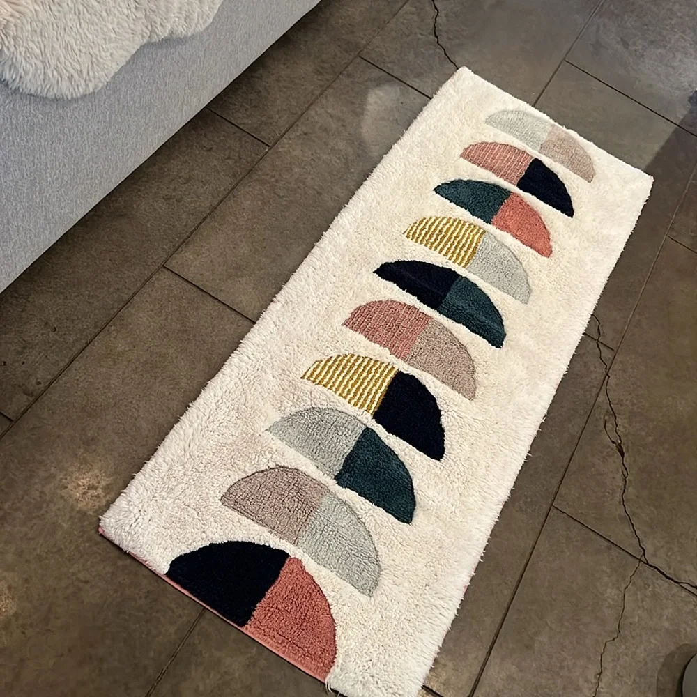 WEST ELM Colorful Geometric Pattern Rug 24